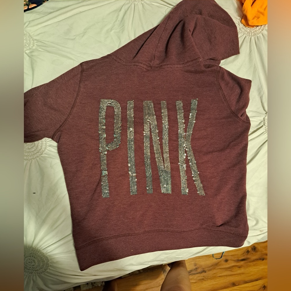 Women’s hoodie